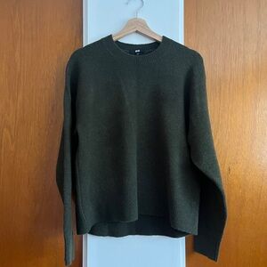 Uniqlo Souffle Yarn Dark Green Women's Sweater